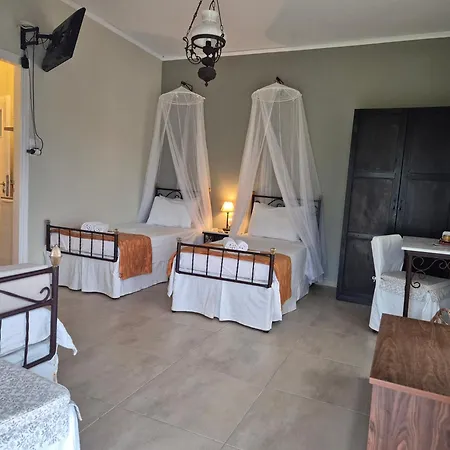 Niki 3* Livadi (Serifos)