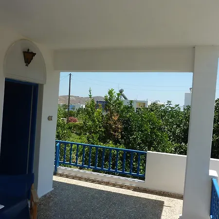 Niki * Livadi (Serifos)