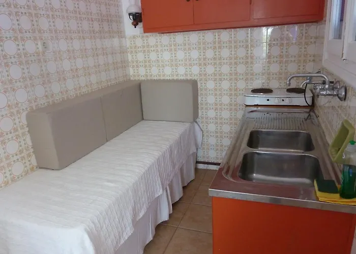 Niki 3* Livadi (Serifos)